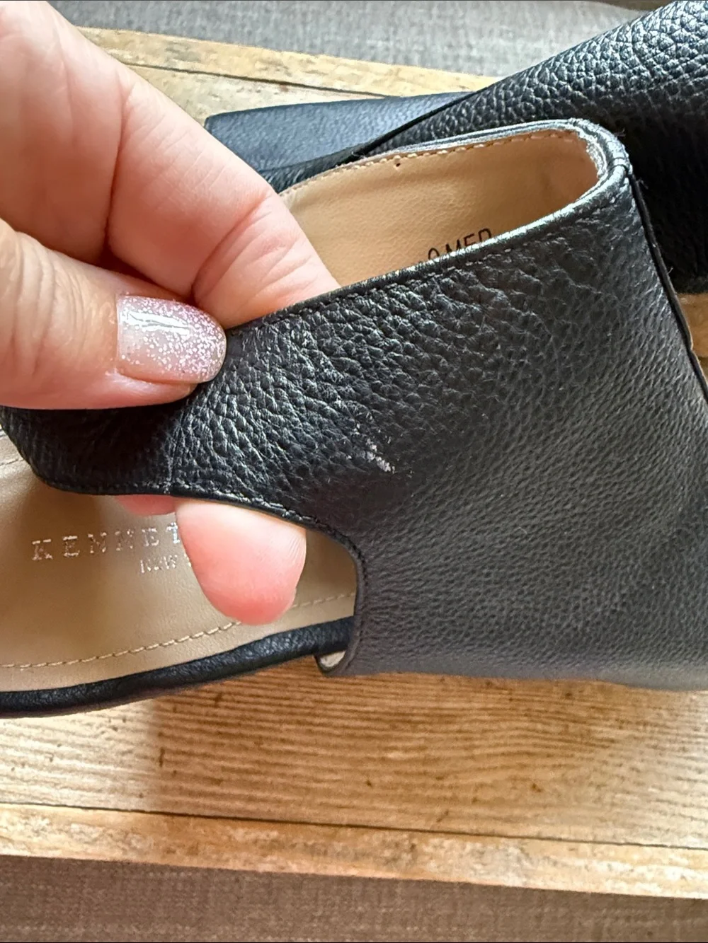 Kenneth Cole size like